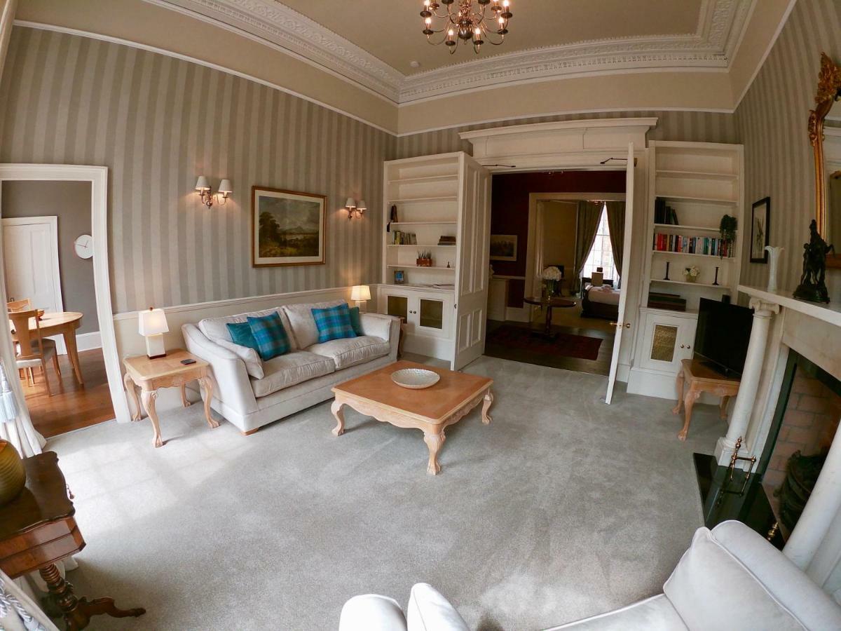 Escape To Edinburgh @ Albyn Place Esterno foto
